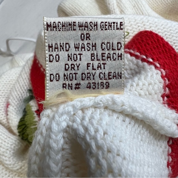 Vintage 1992 Susan Bristol Hand Embroidered Floral Short Sleeve Sweater - Picture 10 of 13